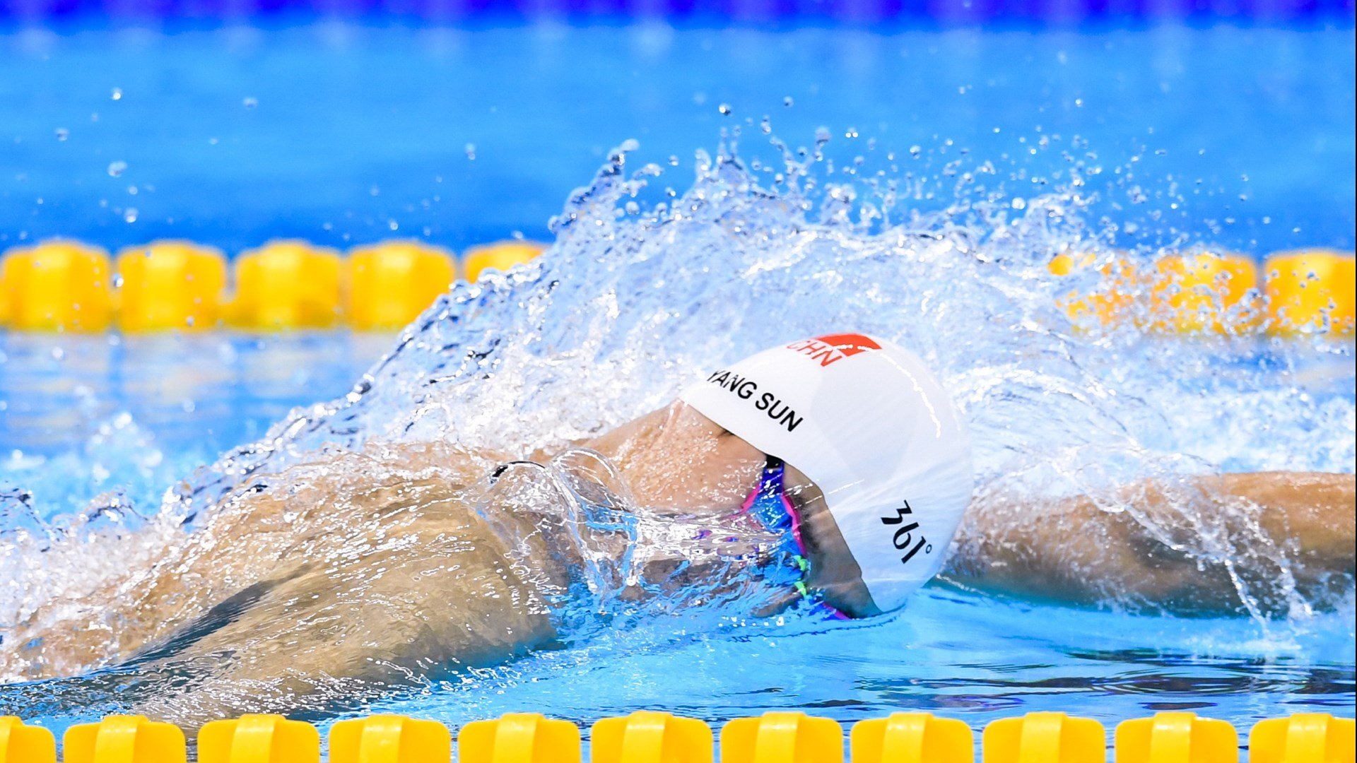 梅西代表国家队出场，球迷期待英雄归来，梅西国家队正式比赛都是对谁打进的